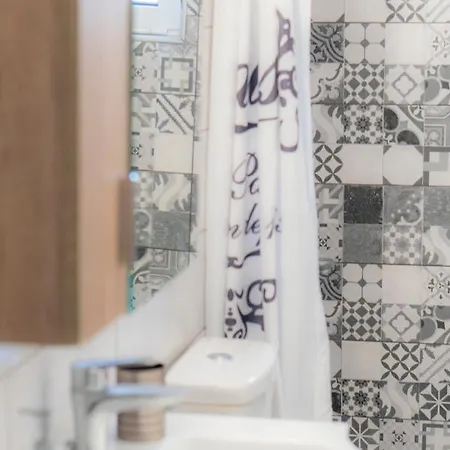 Santa Monica * Tríkala