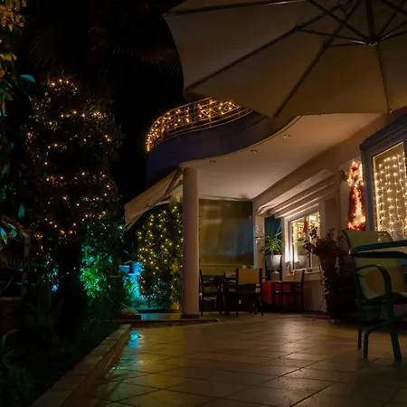 Gazde/Camere de închiriat Santa Monica Tríkala