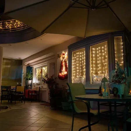 Santa Monica * Tríkala