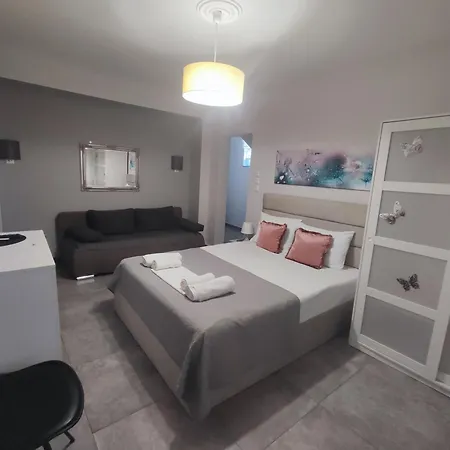 Gazde/Camere de închiriat Santa Monica Tríkala