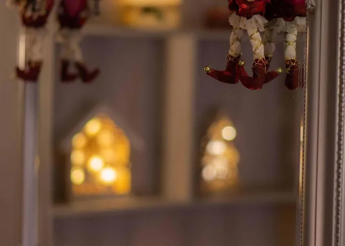 Santa Monica Homestay *