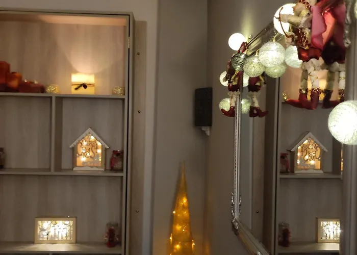 Santa Monica * Trikala (Thessaly)